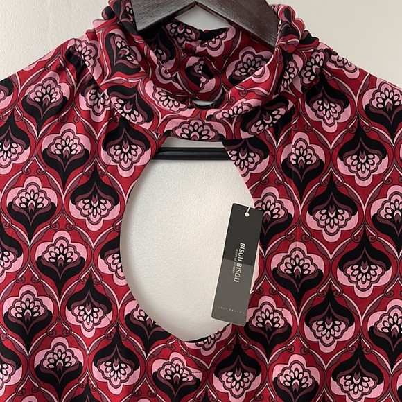 Bisou Bisou Blouse - Picture 6 of 8